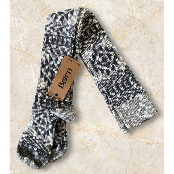 Born Over The Knee Knit Socks Size 9-11 Gray & White NEW Boot Socks - Picture 1 of 3